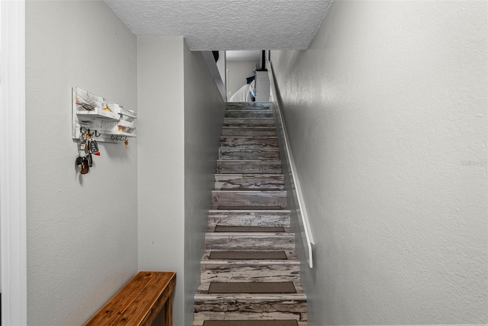 Image 3 of 64 For 619 2nd Street 2