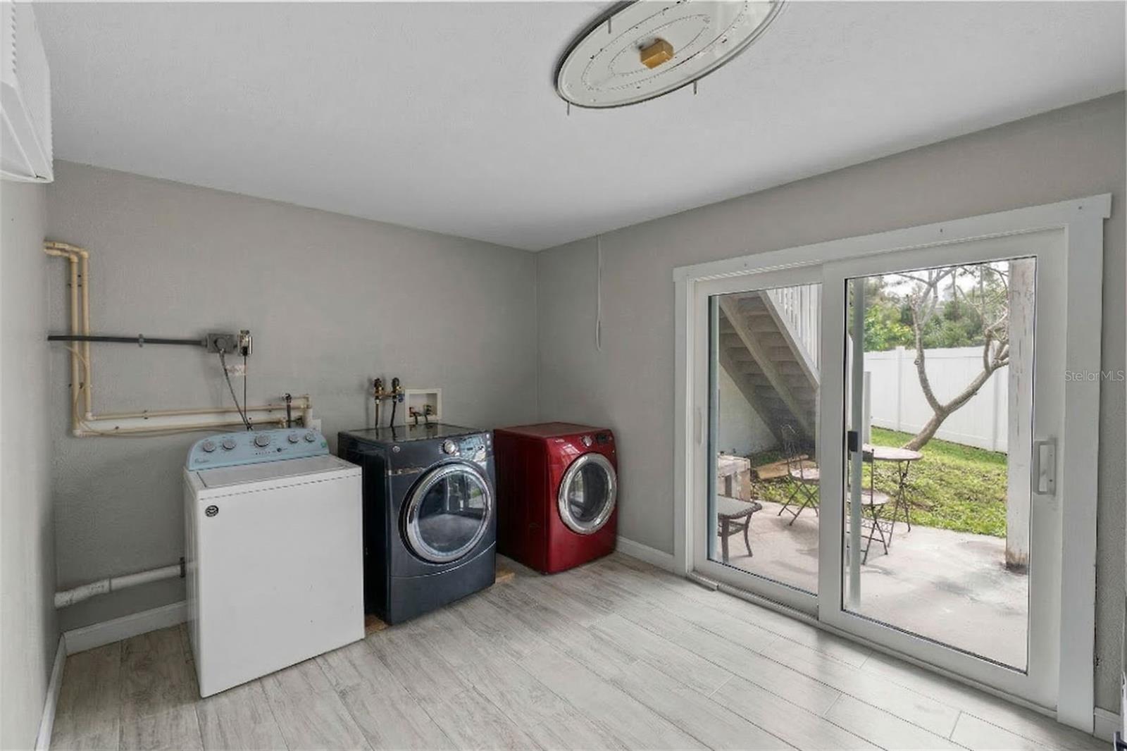 Image 33 of 64 For 619 2nd Street 2