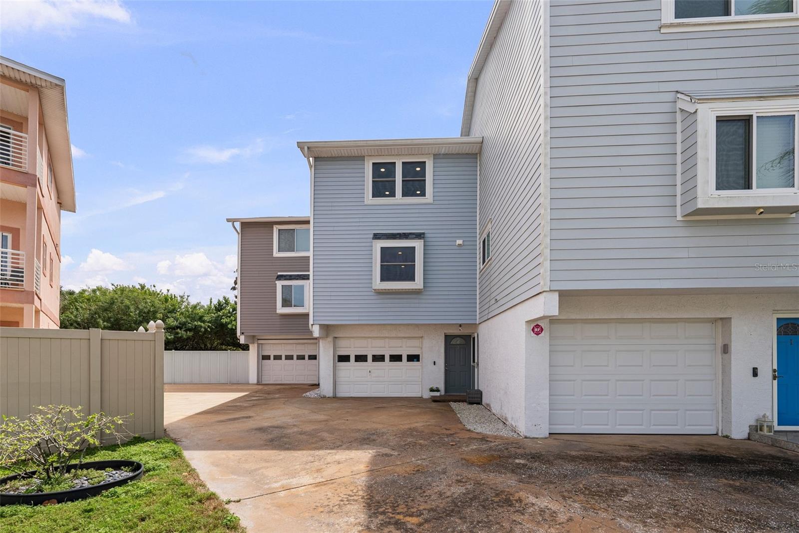 Image 36 of 64 For 619 2nd Street 2