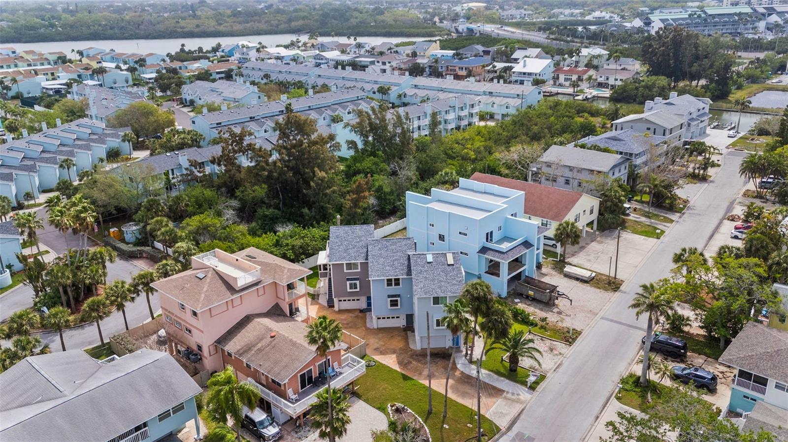 Image 38 of 64 For 619 2nd Street 2