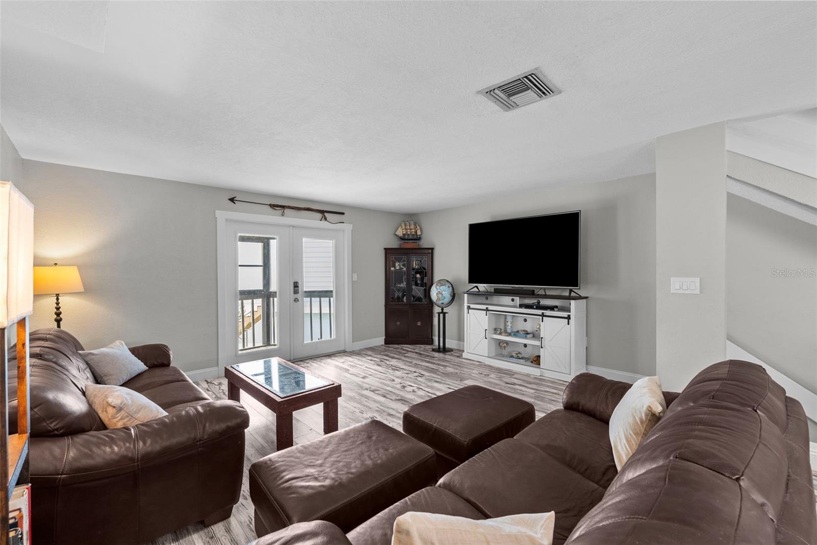 Image 6 of 64 For 619 2nd Street 2