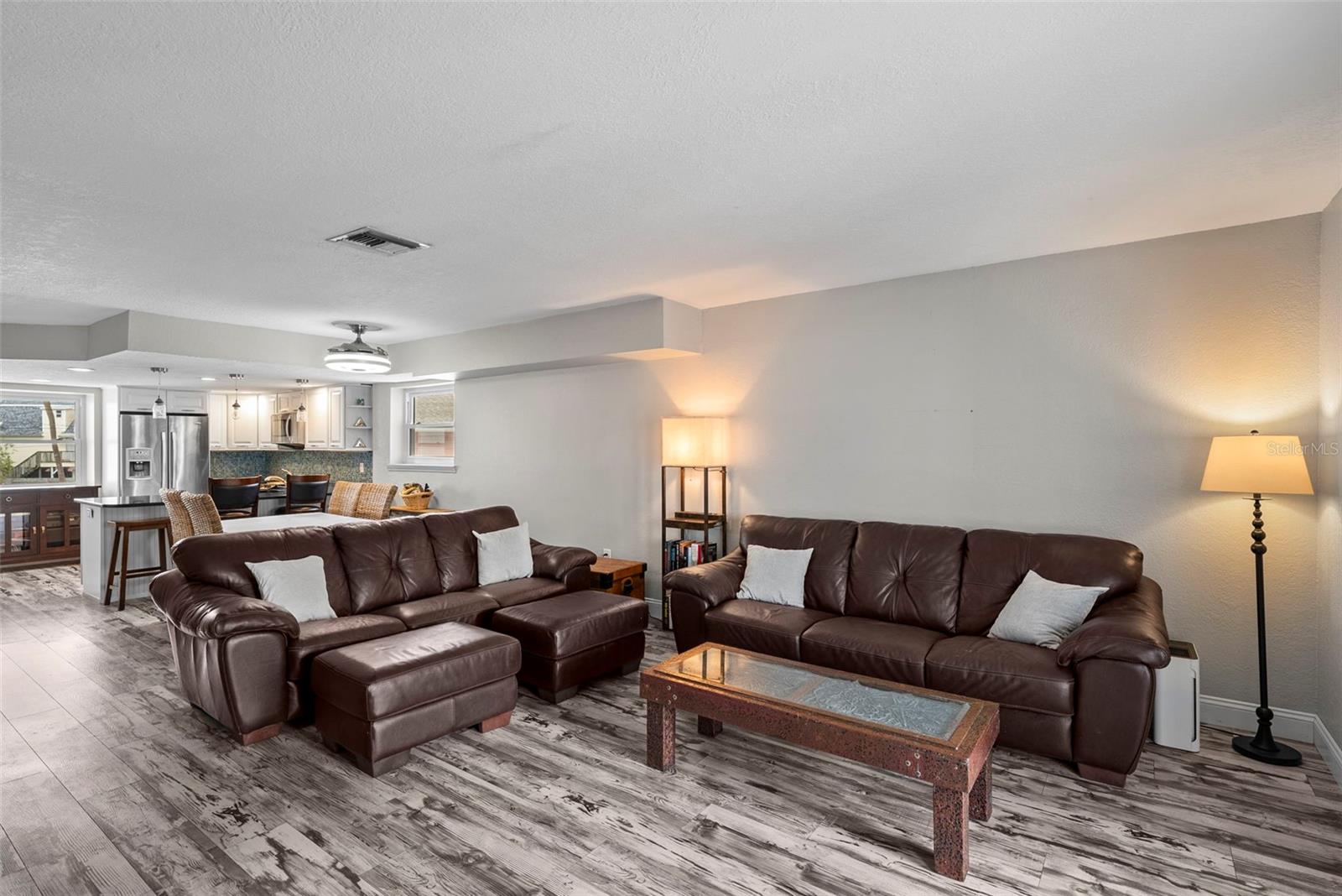 Image 7 of 64 For 619 2nd Street 2