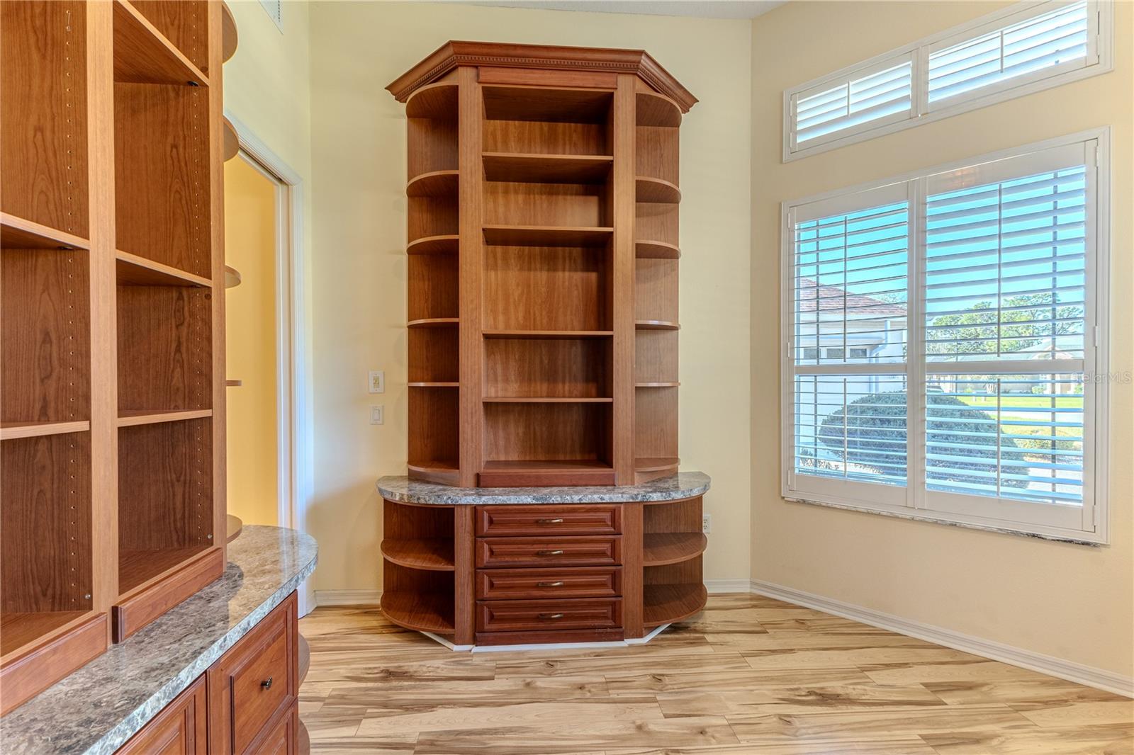 Image 27 of 100 For 5140 Championship Cup Lane