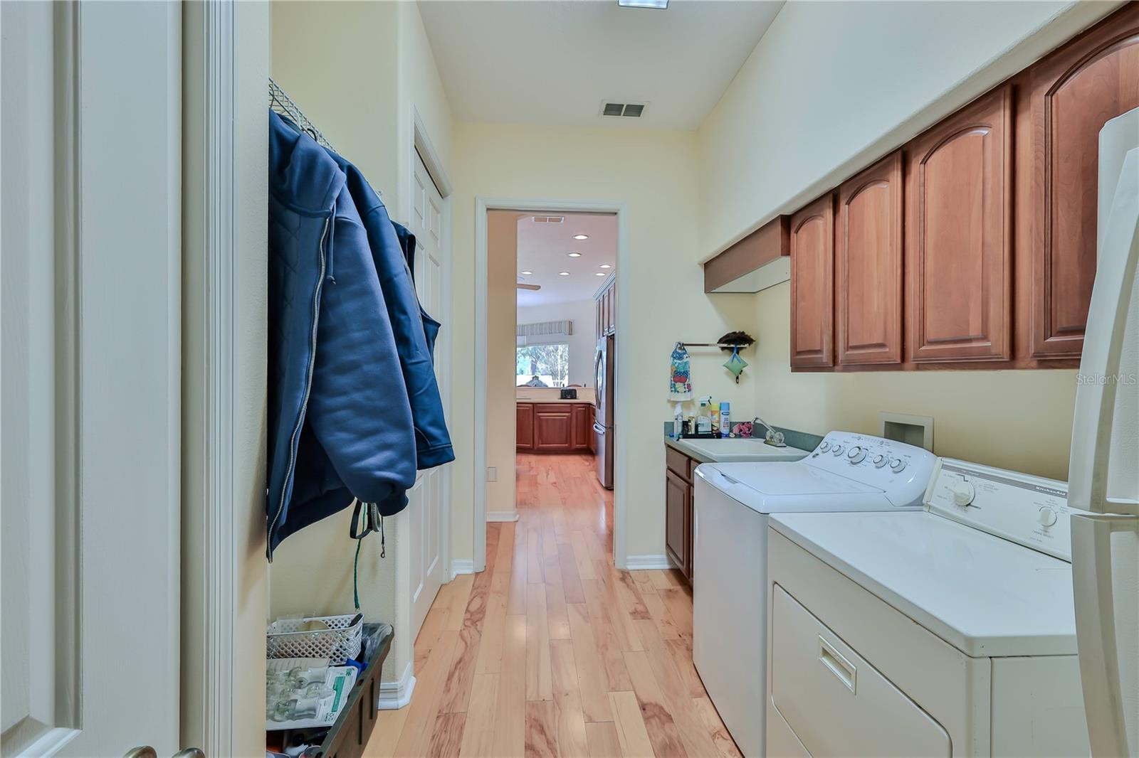 Image 56 of 100 For 5140 Championship Cup Lane