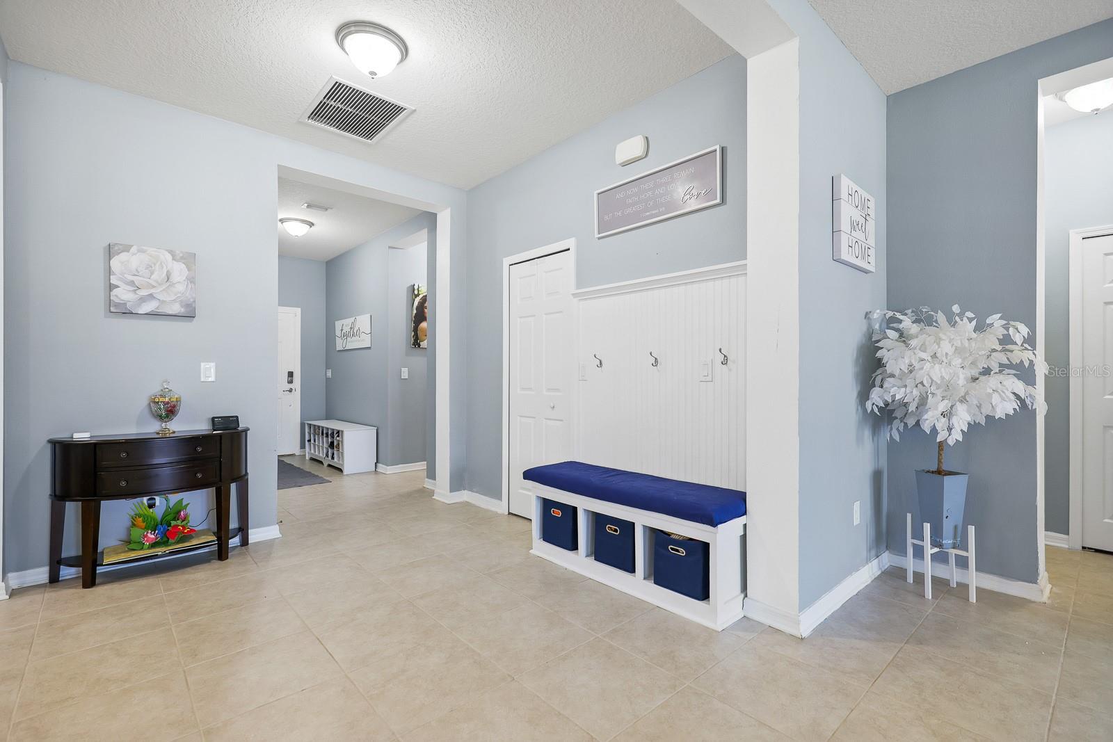 Image 19 of 45 For 11204 Coventry Grove Circle