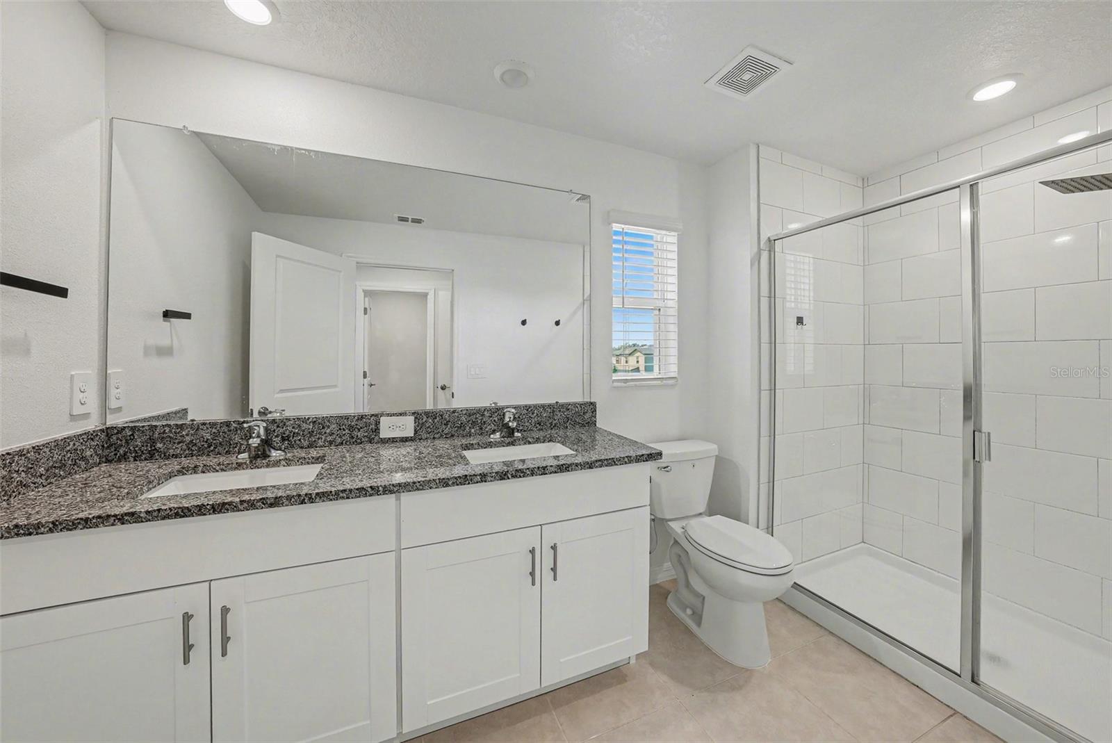 Image 15 of 31 For 36456 Well Hill Way