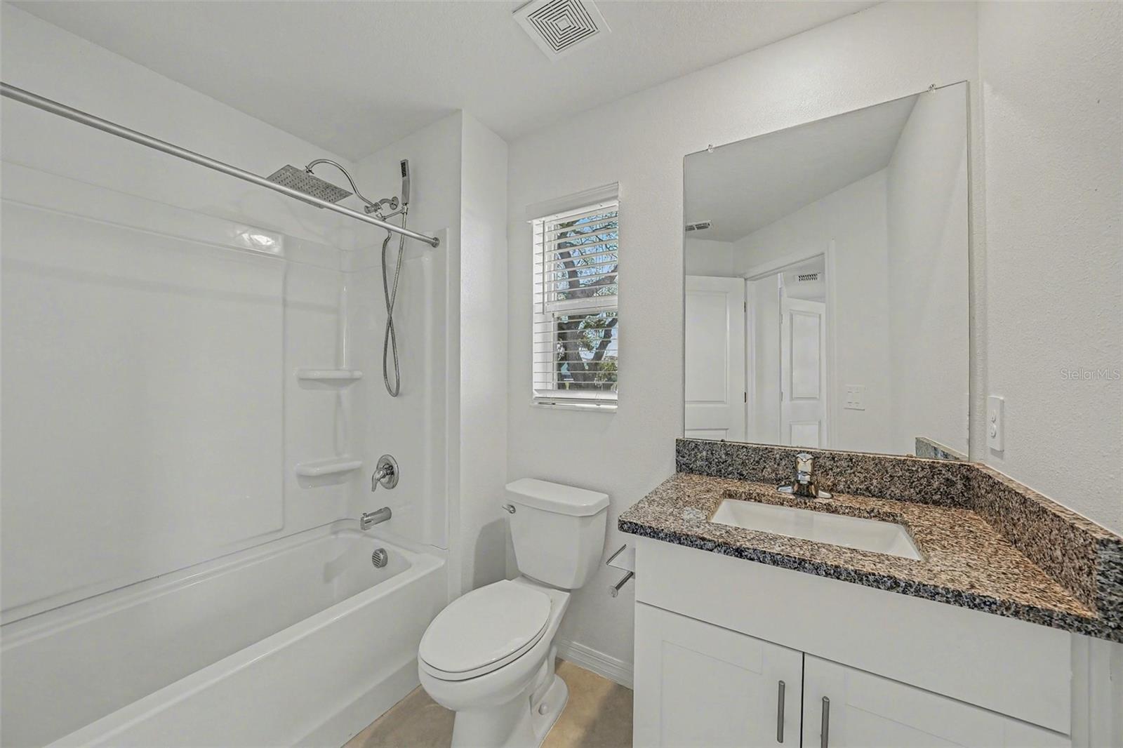 Image 19 of 31 For 36456 Well Hill Way