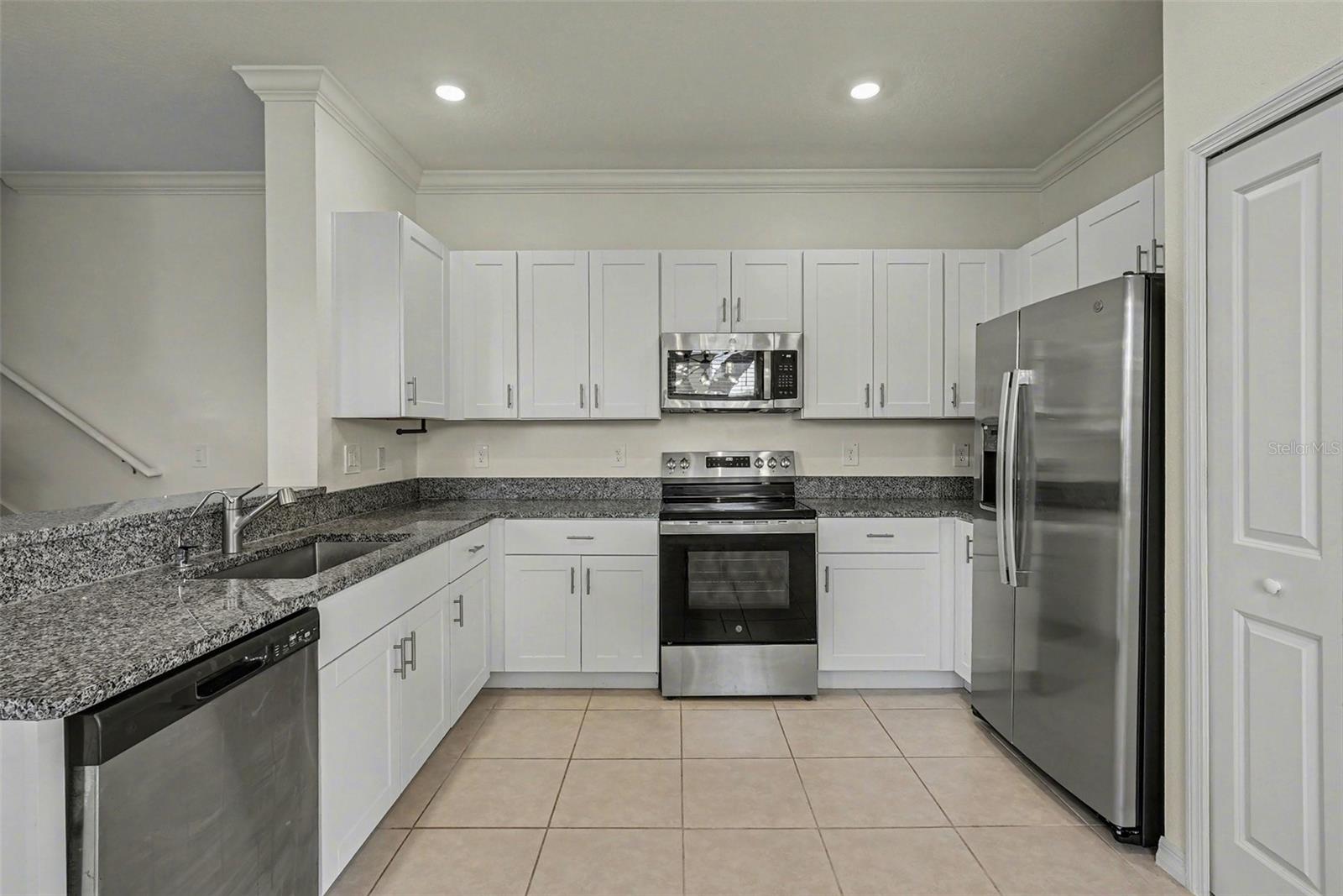 Image 7 of 31 For 36456 Well Hill Way