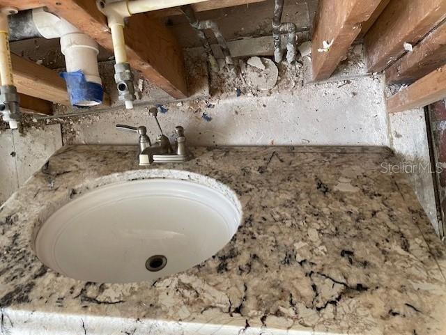 Image 37 of 49 For 1924 62nd Avenue Ne