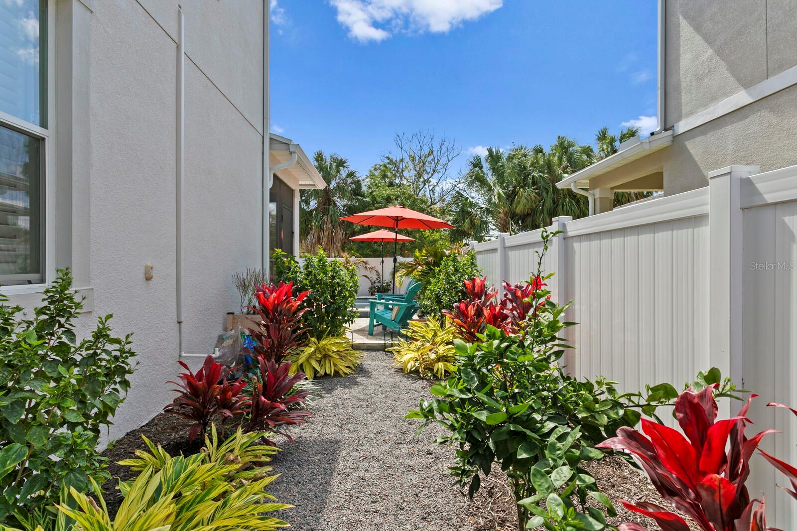 Image 10 of 66 For 2702 Cass Street