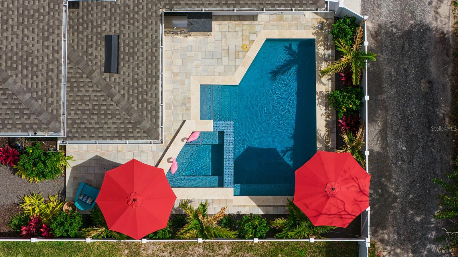 Image 14 of 66 For 2702 Cass Street