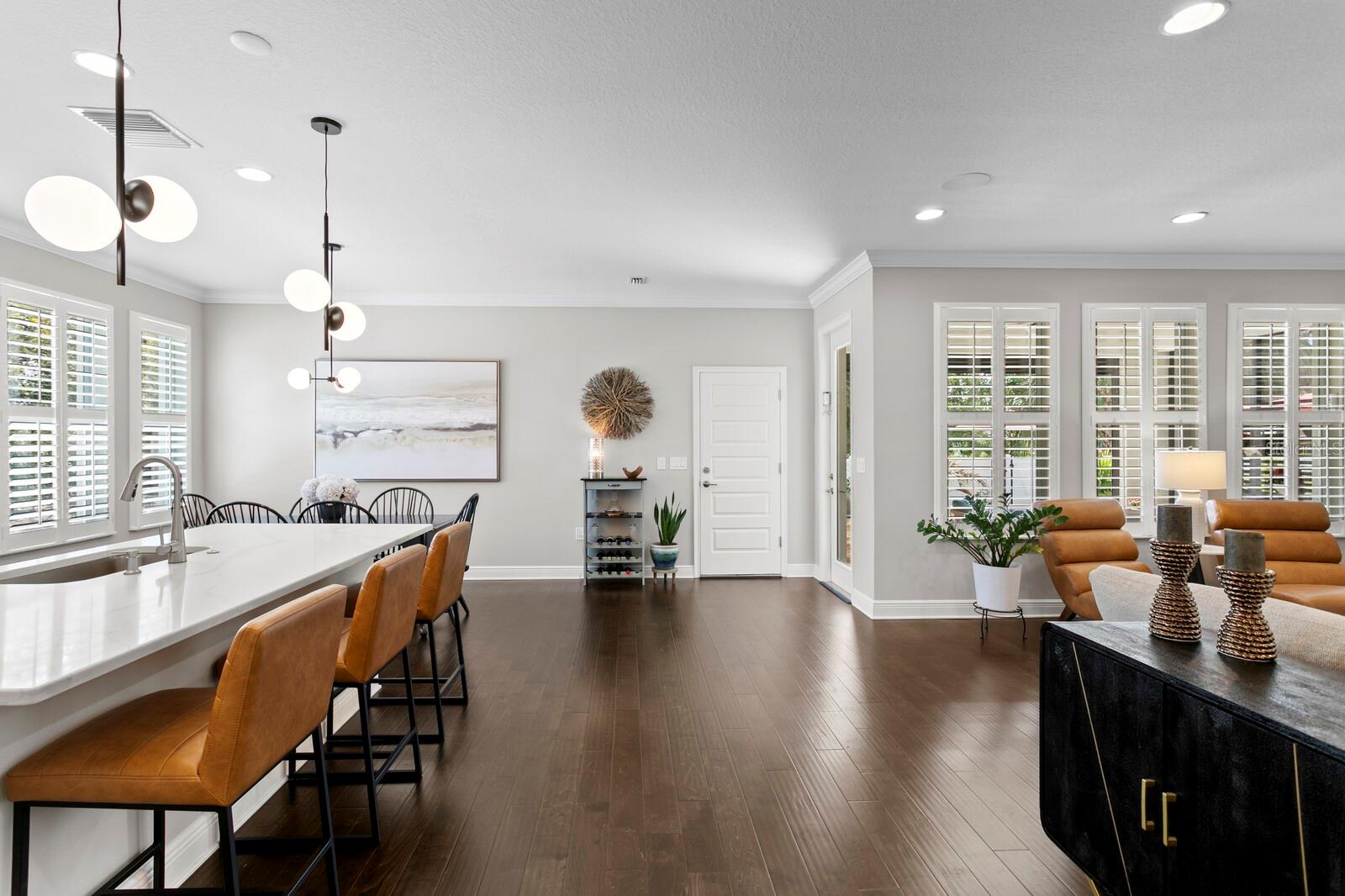 Image 18 of 66 For 2702 Cass Street