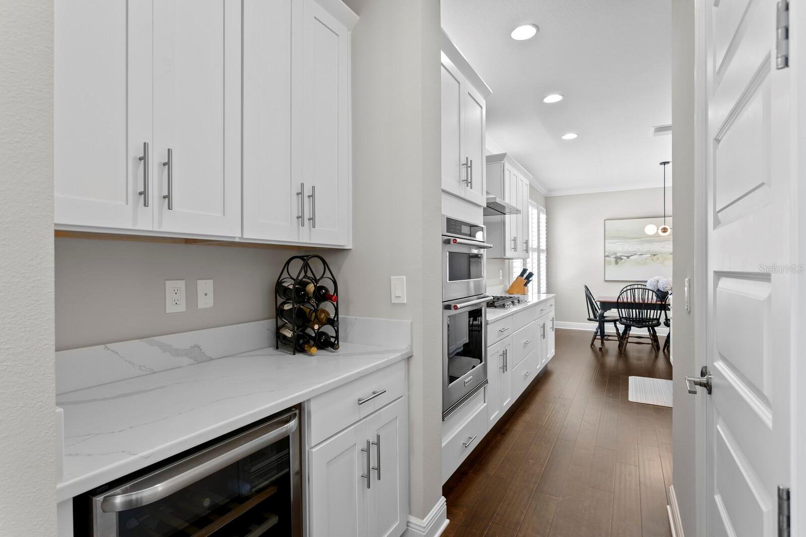 Image 33 of 66 For 2702 Cass Street