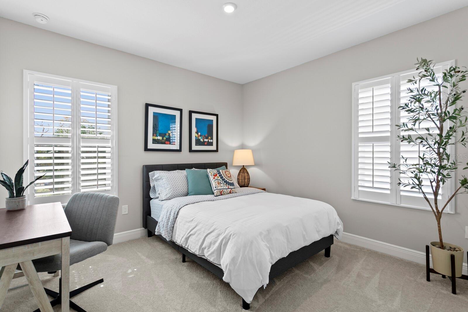 Image 39 of 66 For 2702 Cass Street