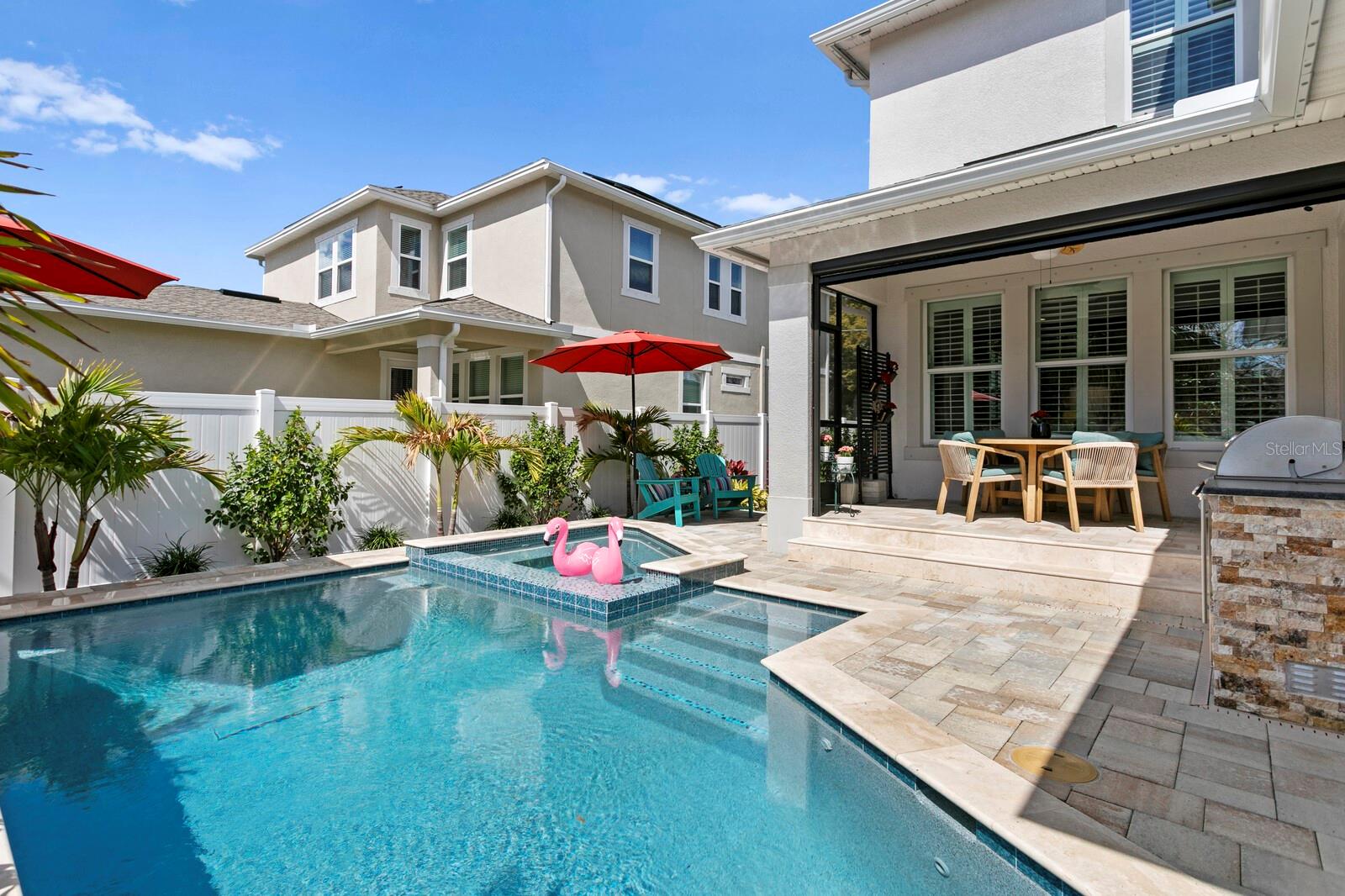 Image 4 of 66 For 2702 Cass Street