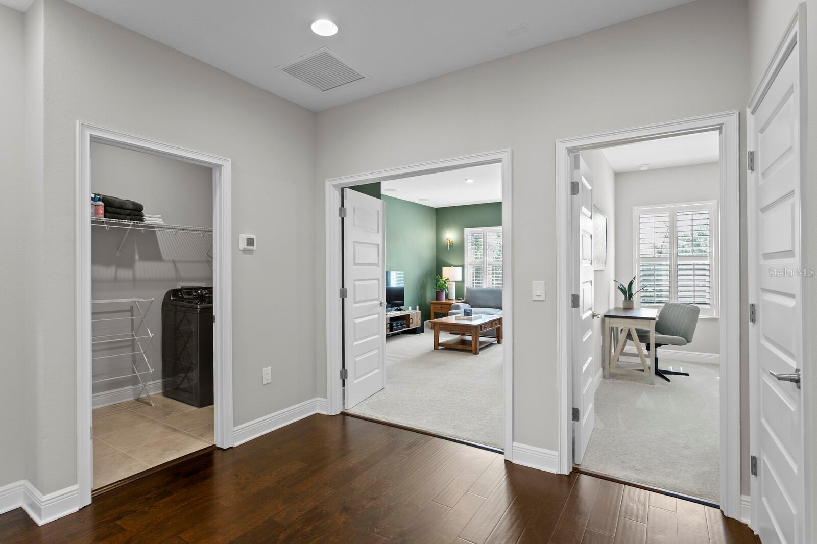 Image 43 of 66 For 2702 Cass Street