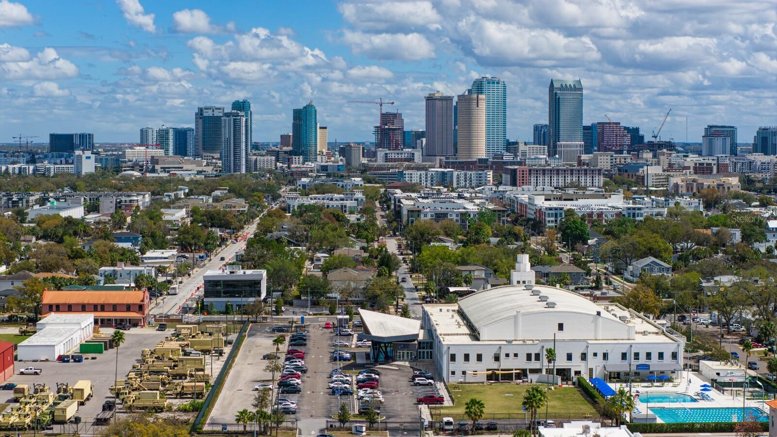 Image 62 of 66 For 2702 Cass Street