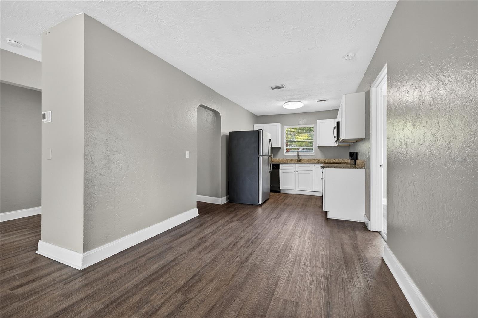 Image 5 of 15 For 4621 25th Avenue S