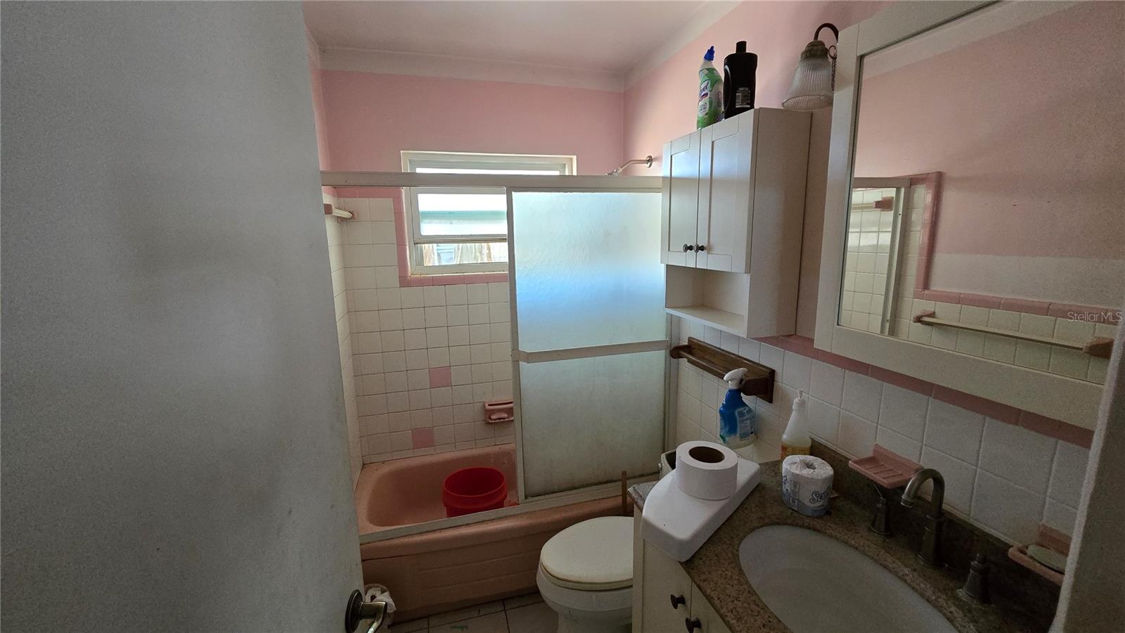 Image 14 of 22 For 2221 Euclid Circle S