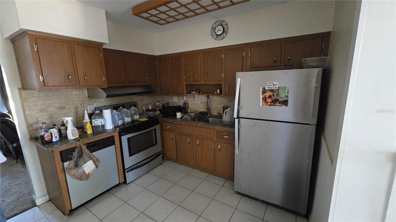 Image 17 of 22 For 2221 Euclid Circle S