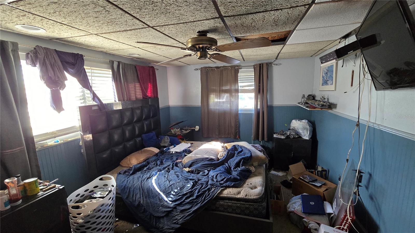 Image 18 of 22 For 2221 Euclid Circle S