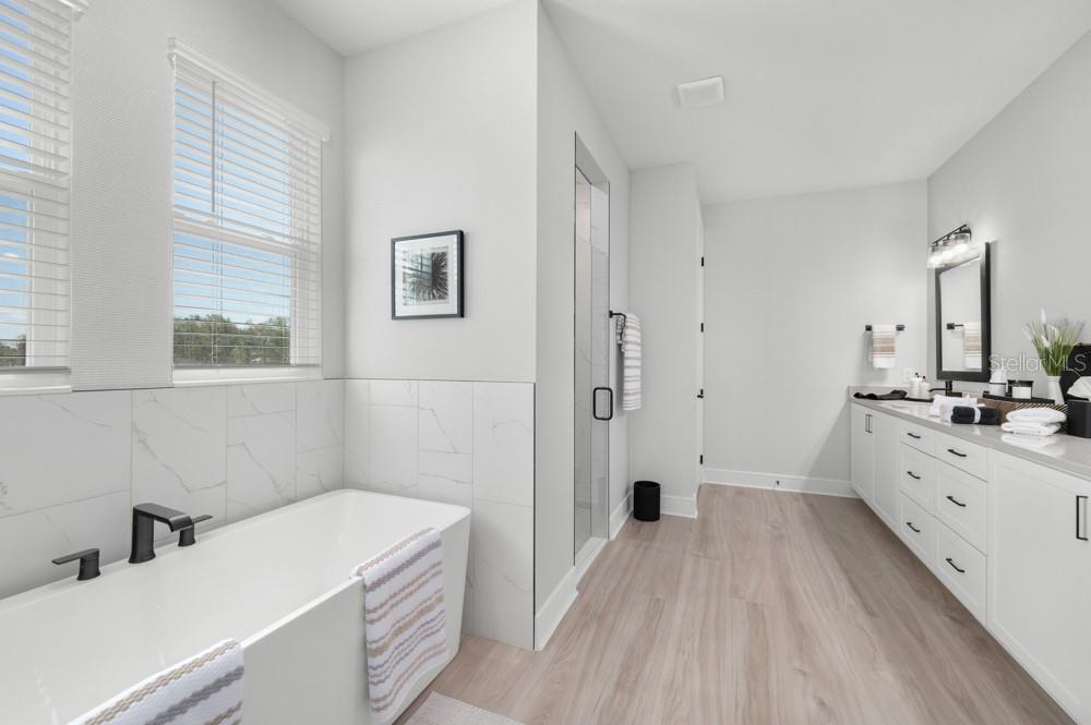 Image 25 of 35 For 3832 Saddle Hill Trail