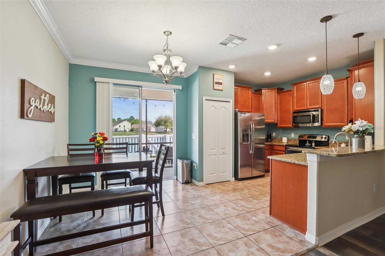 Image 8 of 36 For 12034 Greengate Drive