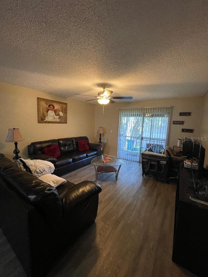 Image 12 of 16 For 14470 Reuter Strasse Circle 405