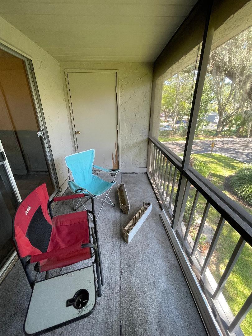 Image 9 of 16 For 14470 Reuter Strasse Circle 405