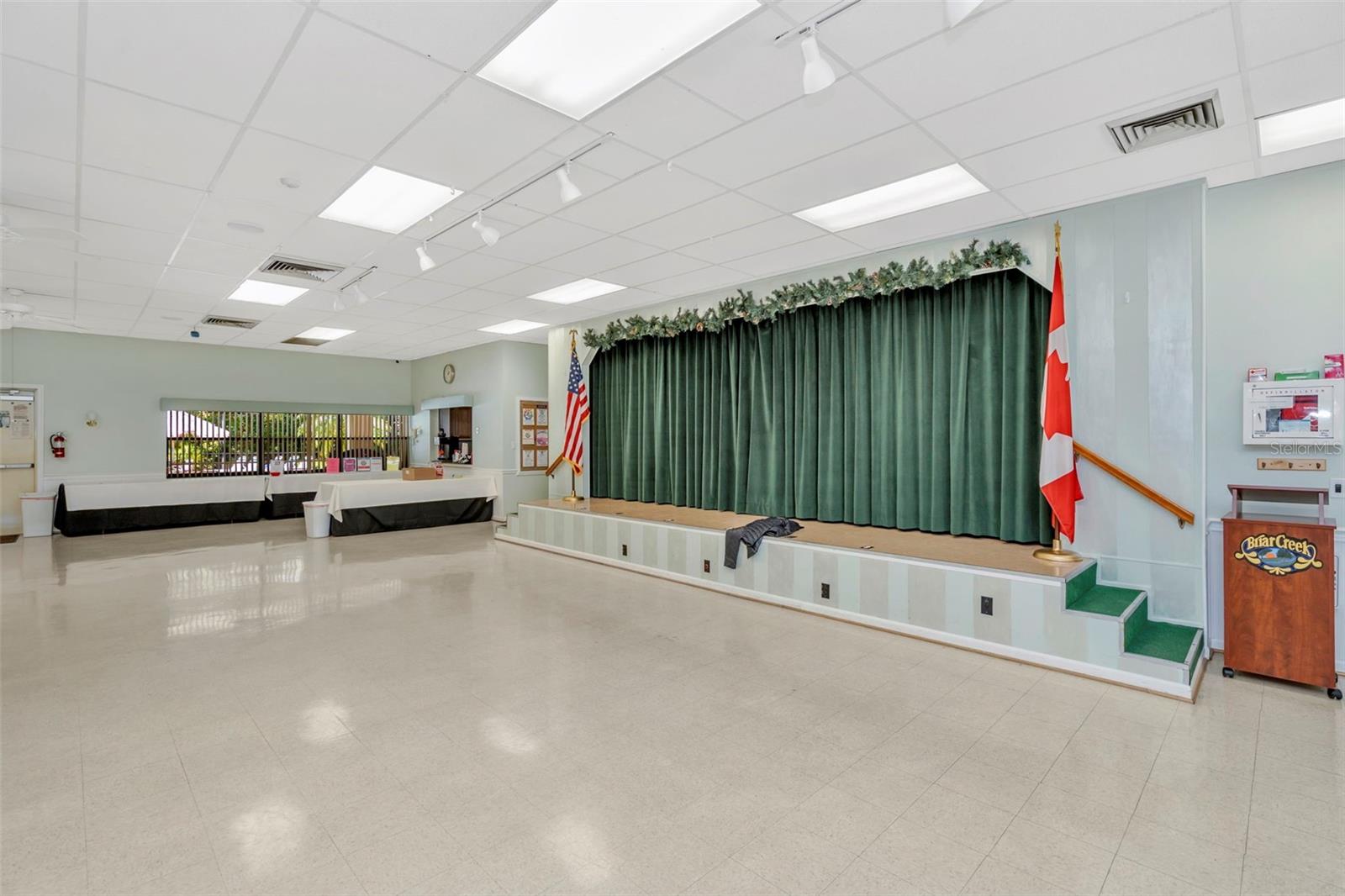 Image 33 of 36 For 148 Beechwood Drive 57