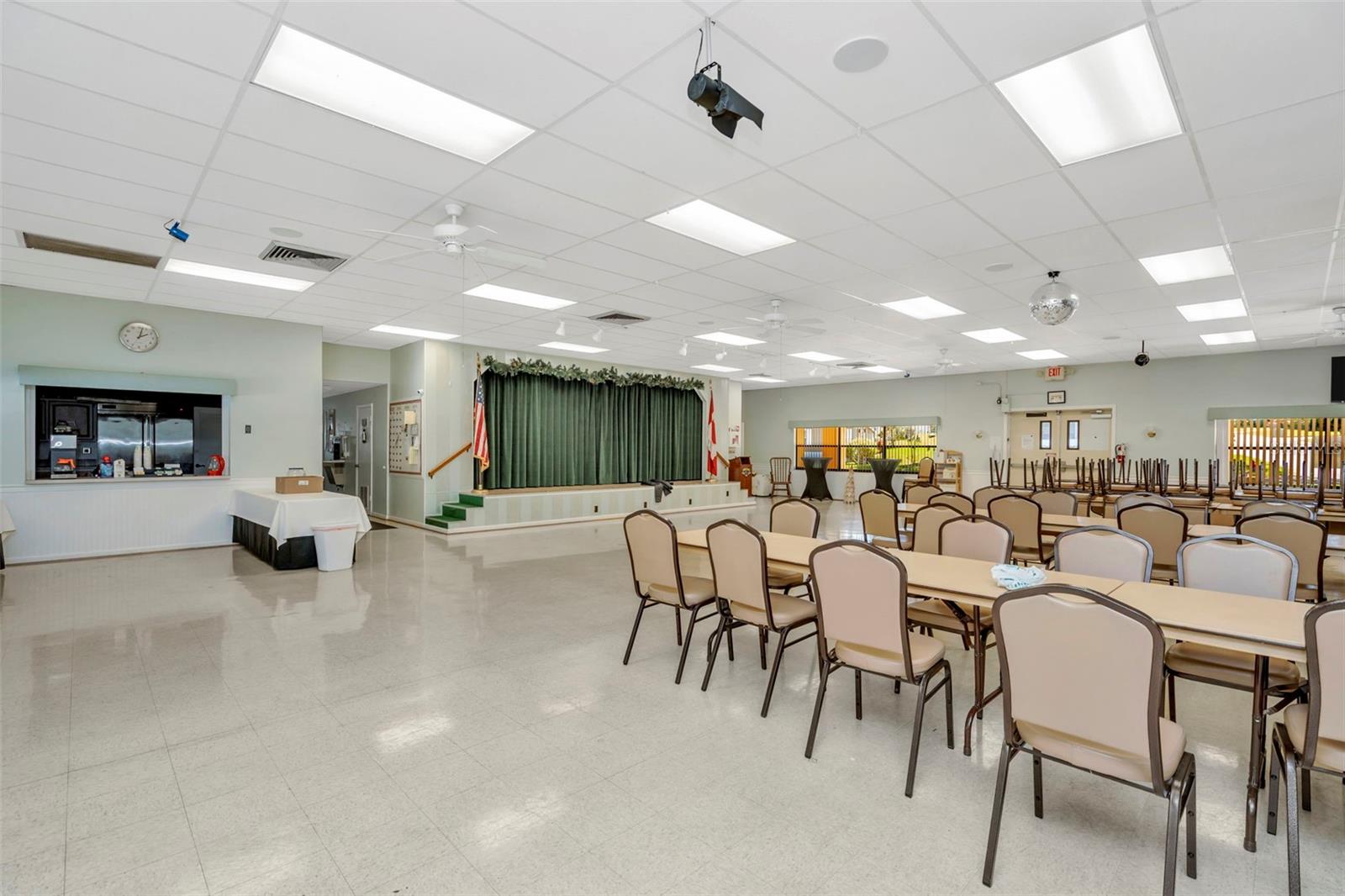 Image 34 of 36 For 148 Beechwood Drive 57