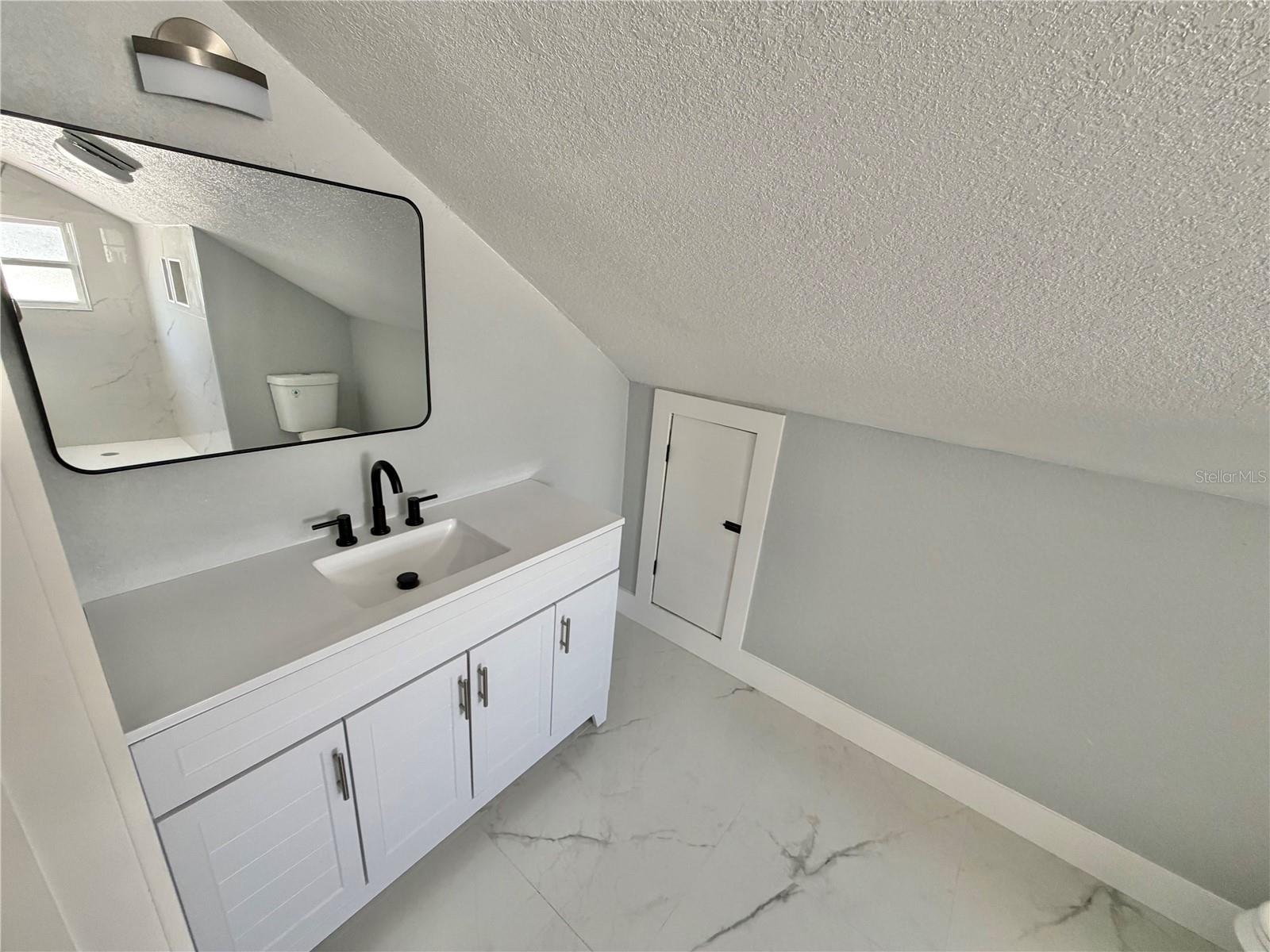 Image 9 of 12 For 2728 1st Avenue S