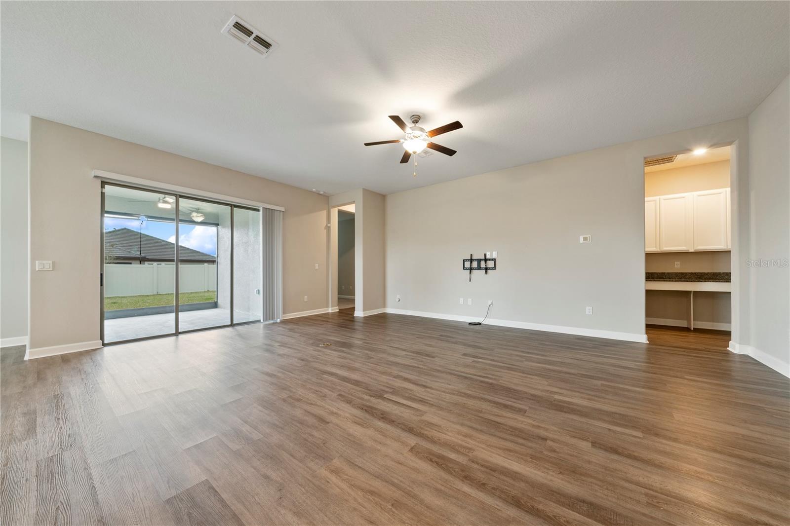 Image 18 of 80 For 31875 Magna Gulf Loop