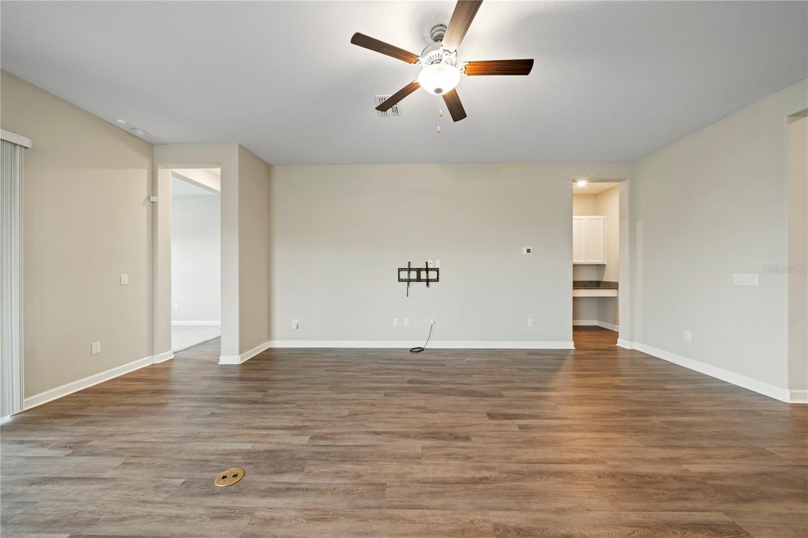 Image 27 of 80 For 31875 Magna Gulf Loop