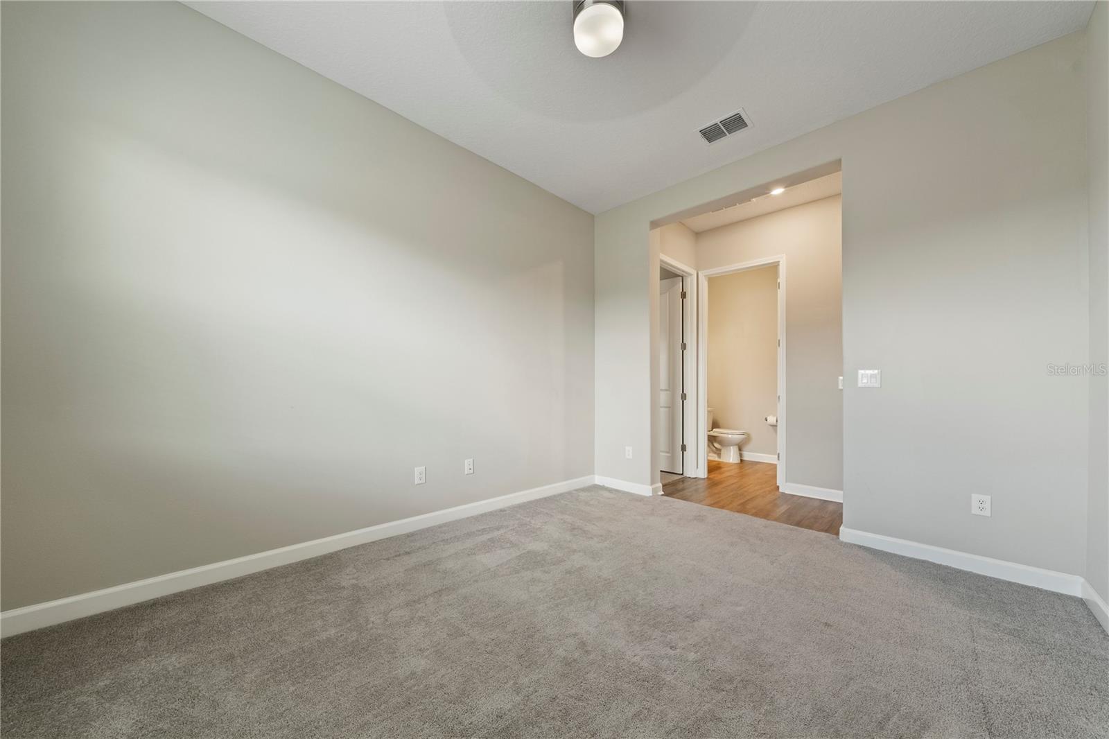 Image 33 of 80 For 31875 Magna Gulf Loop