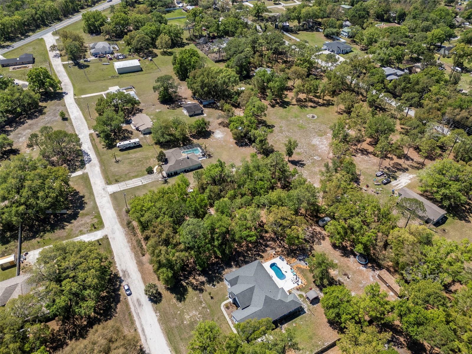 Image 4 of 7 For Bonnie Blue Drive