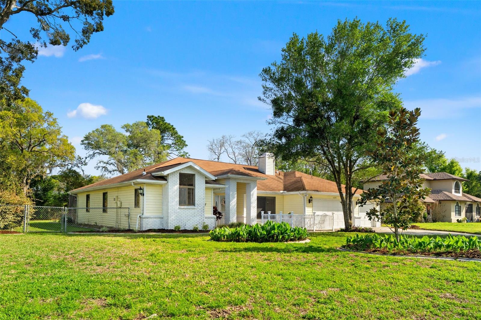 Image 3 of 50 For 13299 Don Loop