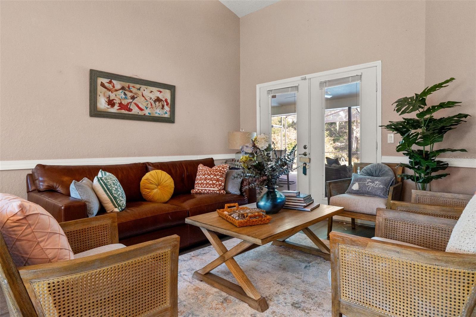 Image 8 of 50 For 13299 Don Loop