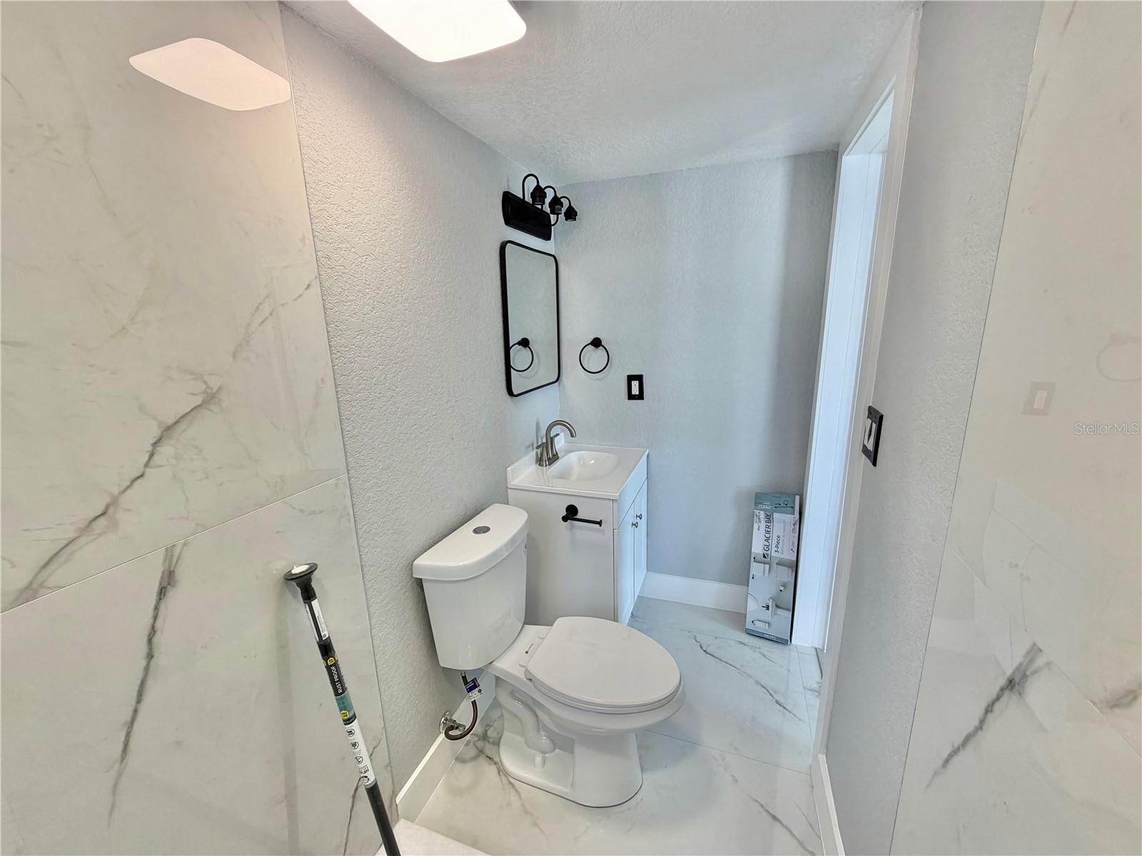 Image 10 of 17 For 2728 First Avenue S