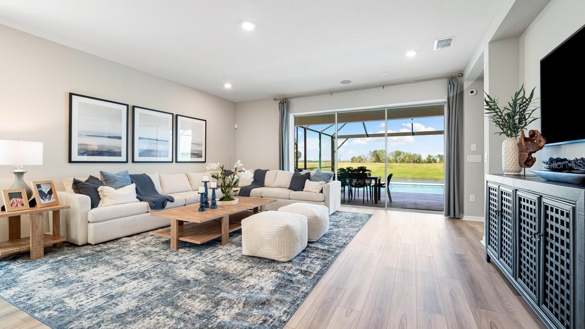 Image 5 of 22 For 12727 Dockyard Trail