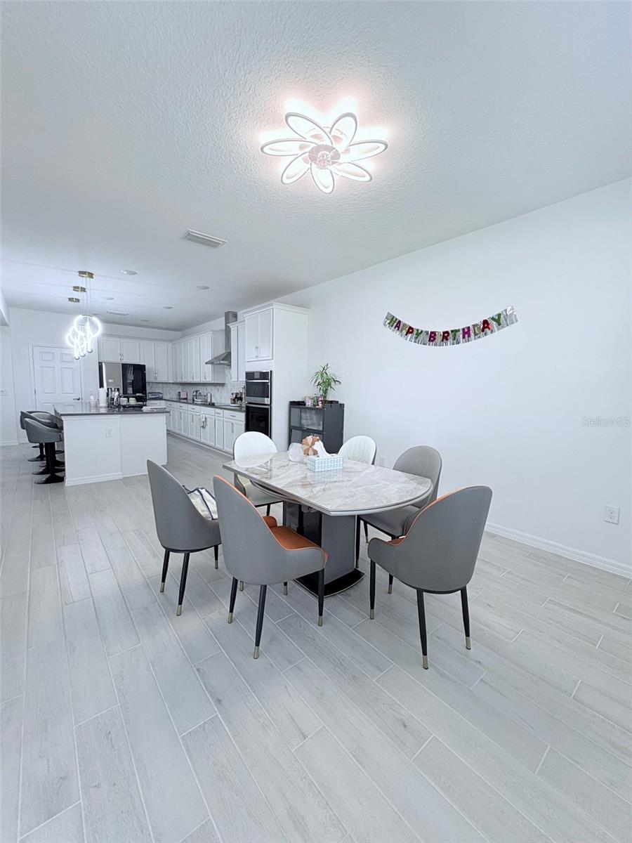 Image 8 of 47 For 4158 Gooseberry Trl