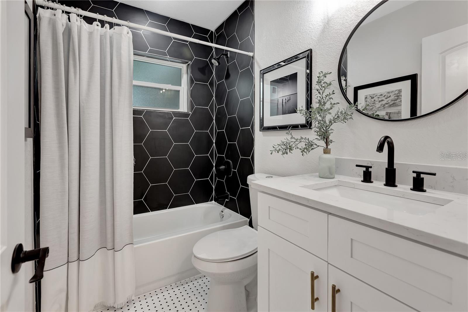 Image 22 of 35 For 6660 17th Lane N