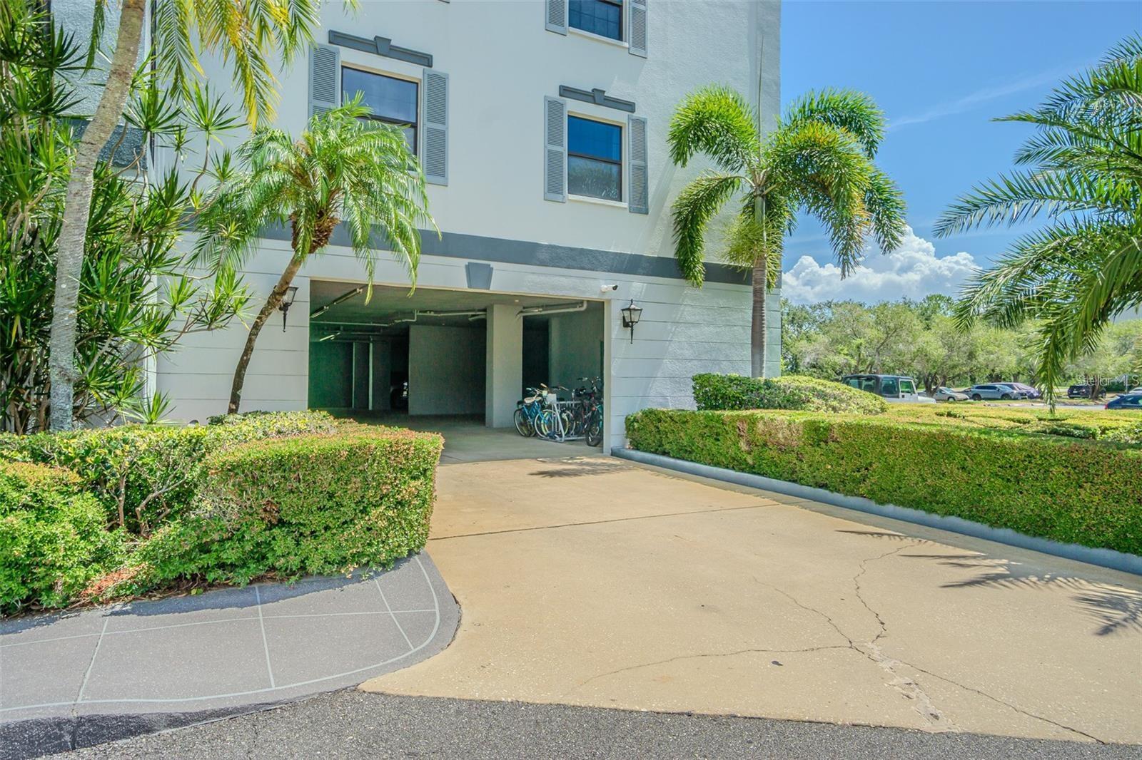 Image 18 of 21 For 14820 Rue De Bayonne  301