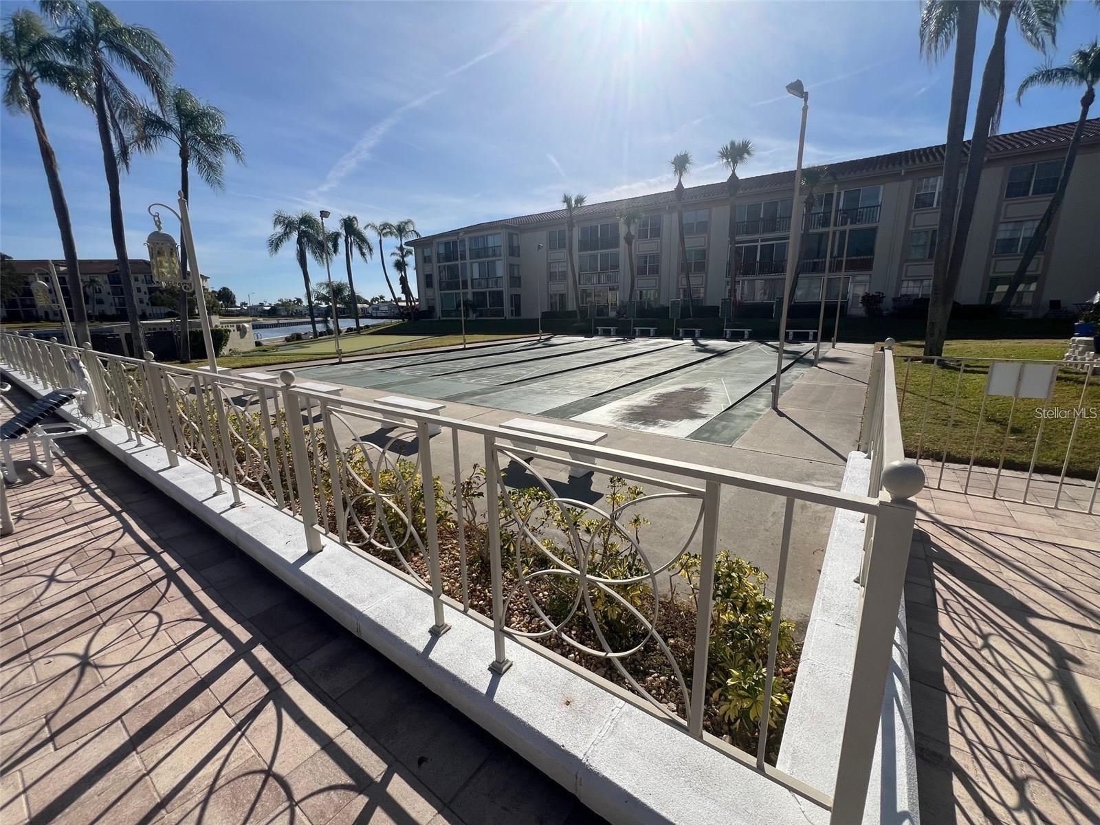 Image 18 of 25 For 19029 Us Highway 19 N 6-14