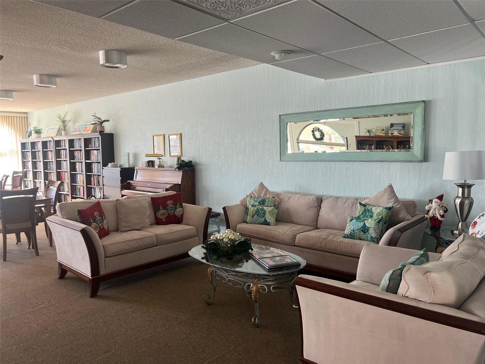 Image 25 of 25 For 19029 Us Highway 19 N 6-14