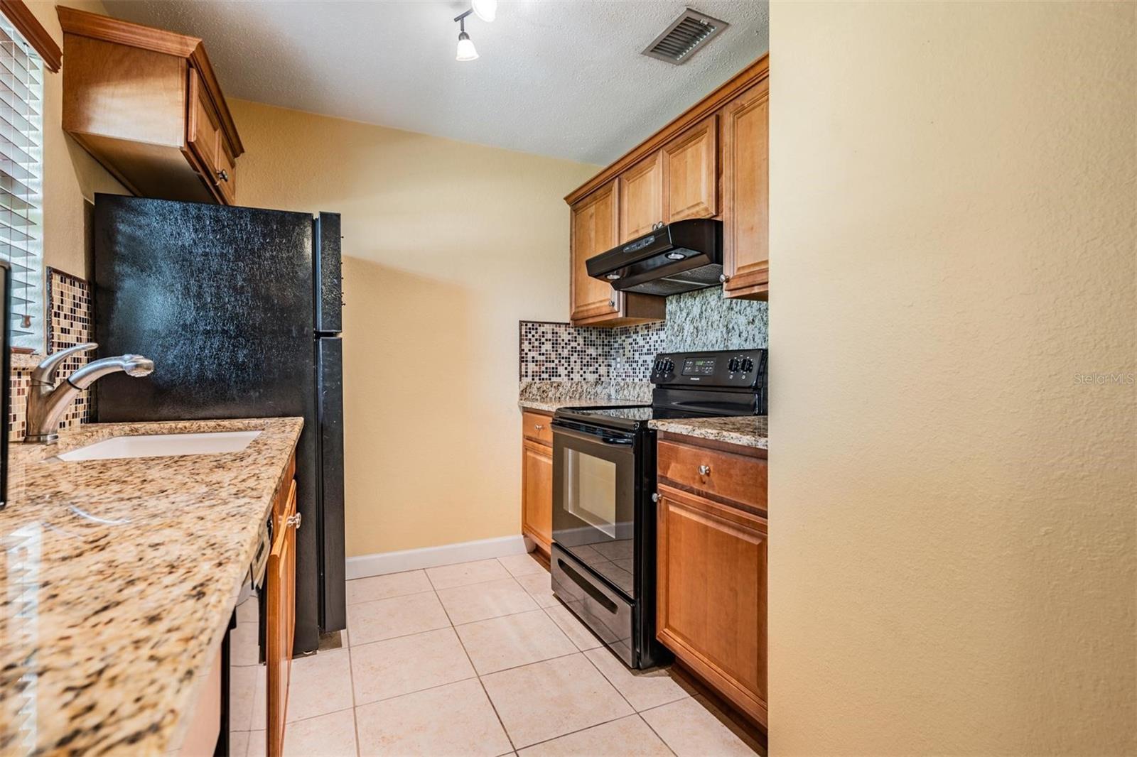 Image 5 of 26 For 104 Cordova Green