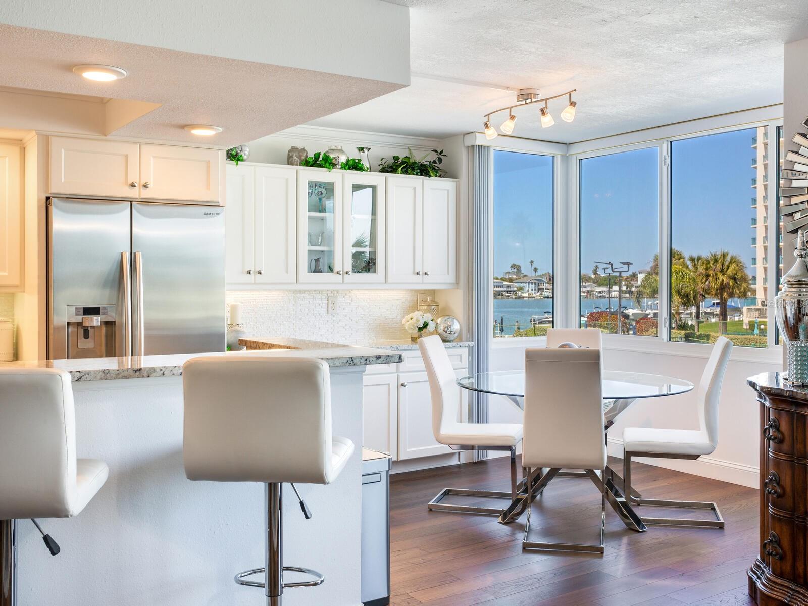 Image 13 of 84 For 660 Island Way 202