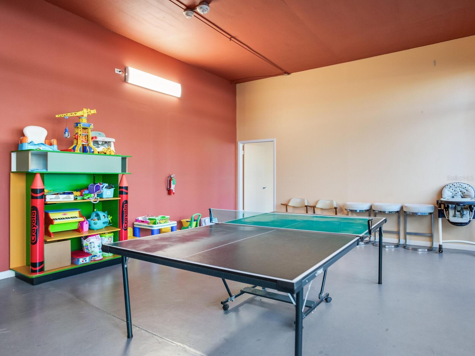 Image 43 of 84 For 660 Island Way 202