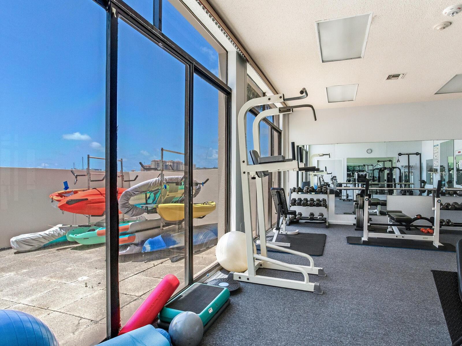 Image 49 of 84 For 660 Island Way 202