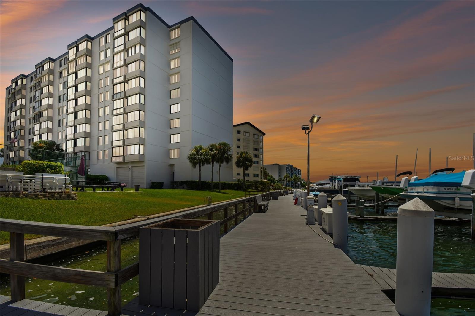 Image 68 of 84 For 660 Island Way 202